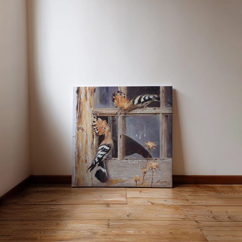 Dos abubillas en un ventanal de una casa abandonada. Cuadro al oleo de Manuel Sosa © 2024